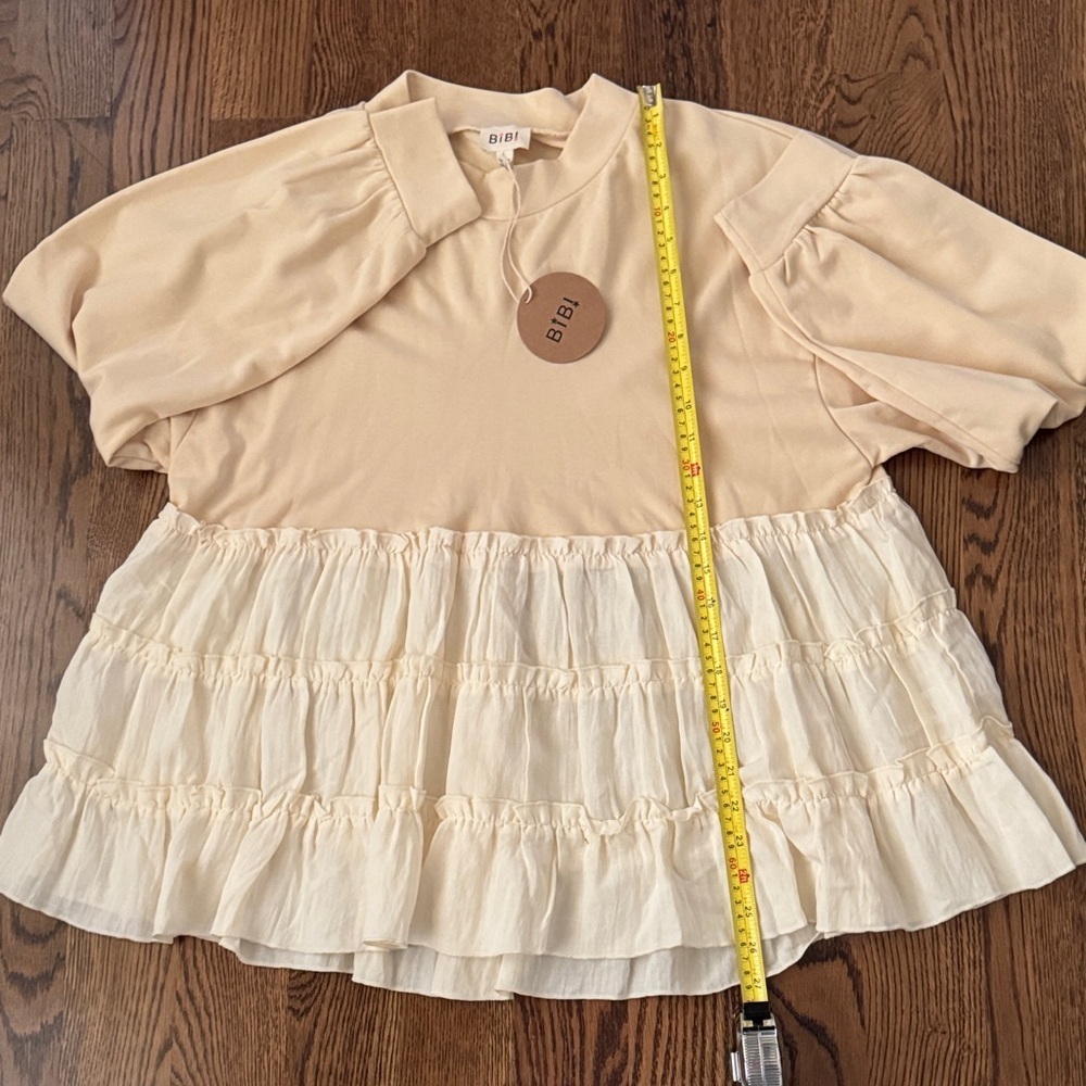 BiBi Cream Ruffle Blouse NWT - Picture 10 of 10